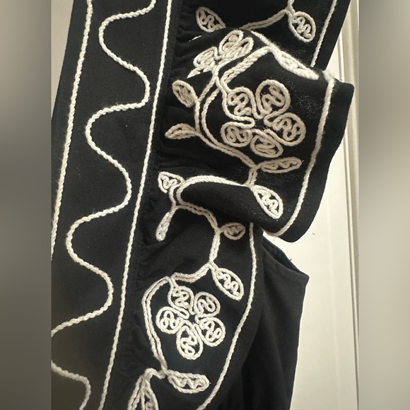 Strut & Bolt Black Embroidered Flutter Sleeve Dress - Picture 4 of 12